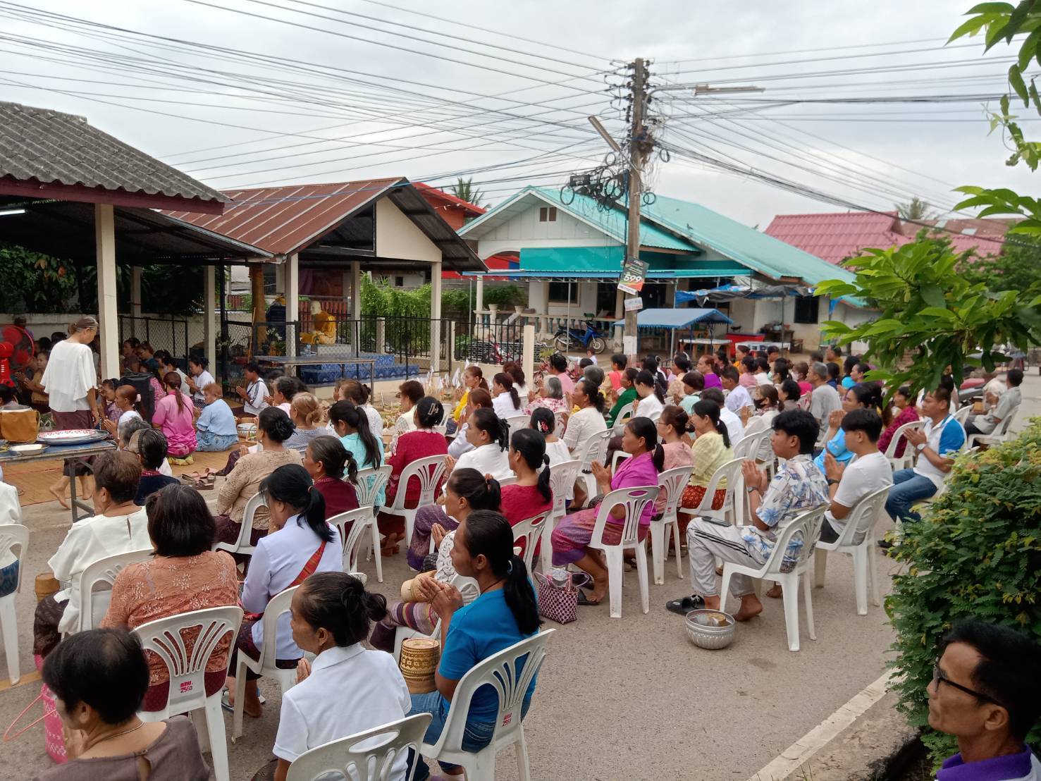 พช.สมเด็จ ร่วมสืบทอดประเพณีสำคัญ ณ บ้านหนองแวง ตำบลหนองแวง